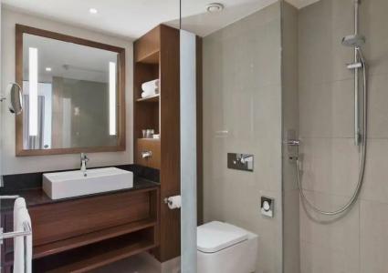 Courtyard by Marriott Wiesbaden-Nordenstadt - 80