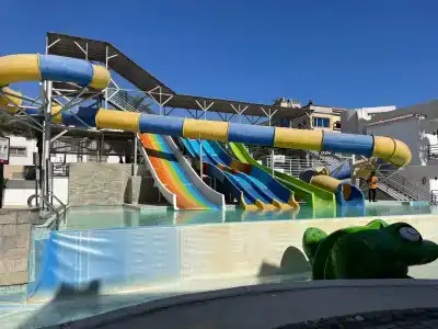 La Rosa Waves Beach - Couple & Families Only - 2
