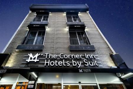 The Corner Inns By Suit - 1