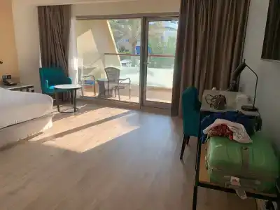 Occidental Sharjah Grand - 96