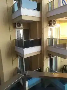 Kleopatra Celine - 38