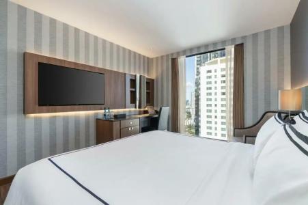 The Continent Bangkok by Compass Hospitality - SHA Extra Plus - 97