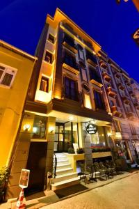 Agora Life - 32