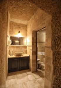 Traveller's Cave - 81