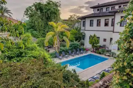 Tuvana - 38