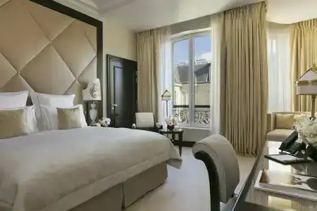 Hôtel Barrière Fouquet's Paris - 1