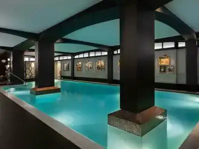 Hôtel Barrière Fouquet's Paris - 3