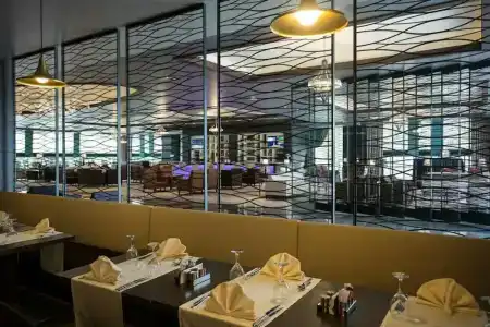 Royal Stay Palace - 79