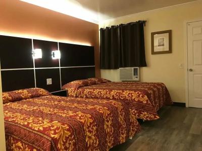 Lincoln Park Motel - 37