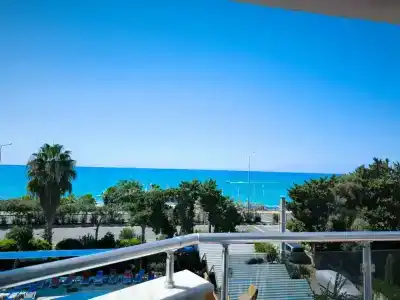 First Class - All Inclusive - 28