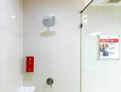 Red Planet Bangkok Asoke - SHA Extra Plus - 51