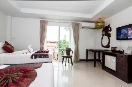 Silver Resortel - 77