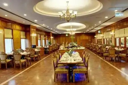 Grand Excelsior - Bur Dubai - 39