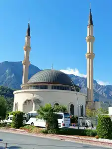 Ambassador Plaza - 6