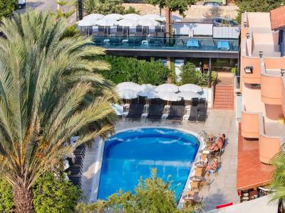 May Flower Apart - 55