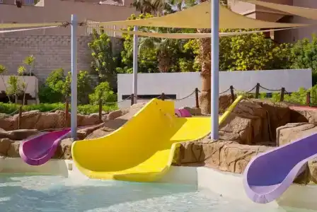 Coral Sea Holiday Resort and Aqua Park - 9
