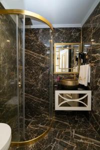 Leslion Luxury - 69