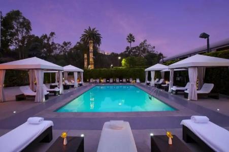 Luxe Sunset Boulevard - 75