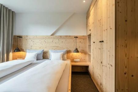 Blaue Gams ***S - 80