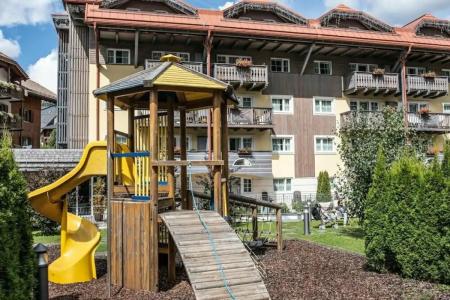 Adler Family & Wellness Clubresidence - 2