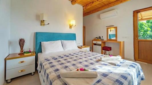 St. Nicholas Pension - 38