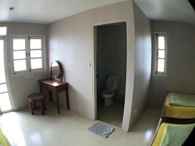 Roof View Place - 97