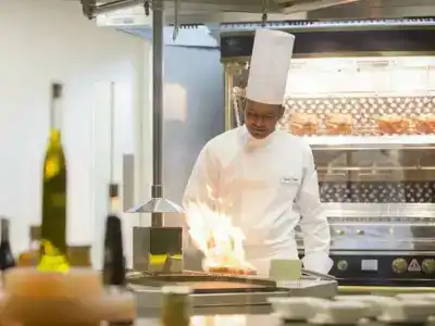 Novotel Abu Dhabi Al Bustan - 49