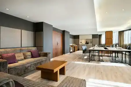 Barcelona Condal Mar Affiliated by Meliá - 92