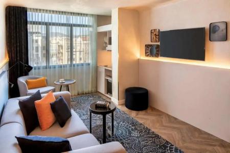 Renaissance Barcelona - 61