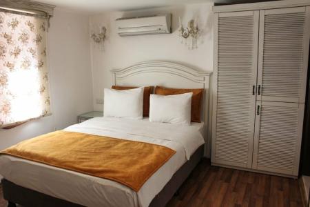 White Garden-Adult Only - 50