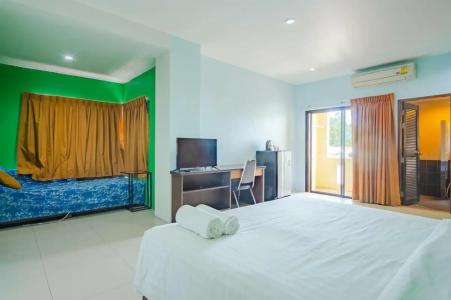 AJ Residence - 39