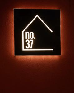 No37 - 13