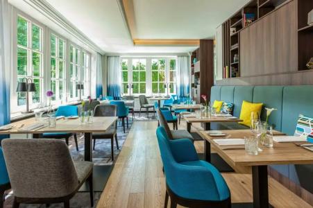 Courtyard by Marriott Hamburg Airport - 72