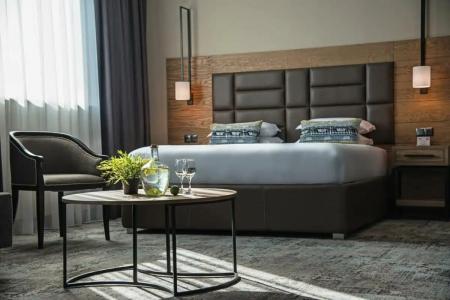 Expo Sofia - Free Arrival shuttle bus - Free Parking - Free Compliments - Free Wi-Fi - 78