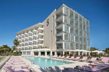 Pure Salt Garonda - Adults Only - 56