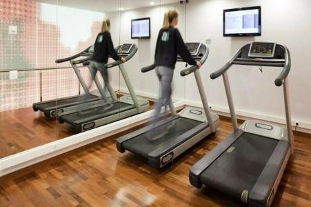 Ibis Barcelona Plaza Glòries 22@ - 24