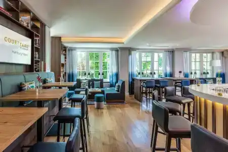 Courtyard by Marriott Hamburg Airport - 17