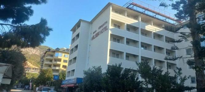 Kleopatra Melissa - 93