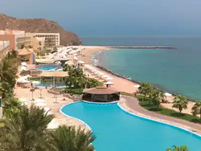 Radisson Blu Resort, Fujairah - 70