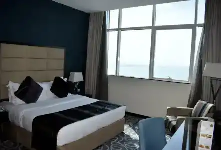 Ramada by Wyndham Abu Dhabi Corniche - 89