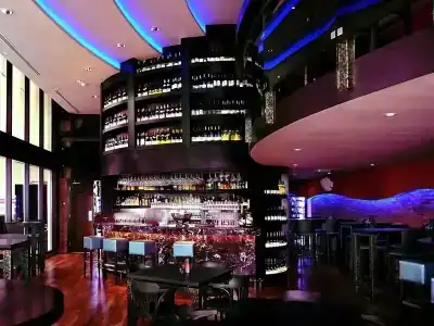 Ramada by Wyndham Abu Dhabi Downtown - 29