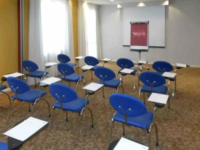 Mercure Roma Corso Trieste - 98