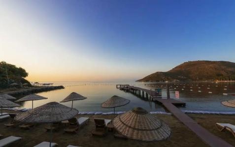 LIV by Bellazure - 62