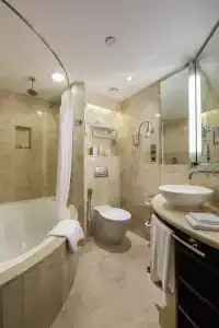 Ramada Plaza by Wyndham Dubai Deira - 6