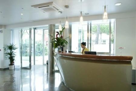 Club House - 36