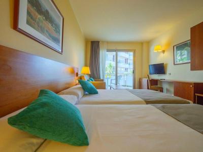 DWO Sirius - Adults Only - 33