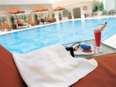 Novotel World Trade Centre Dubai - 72