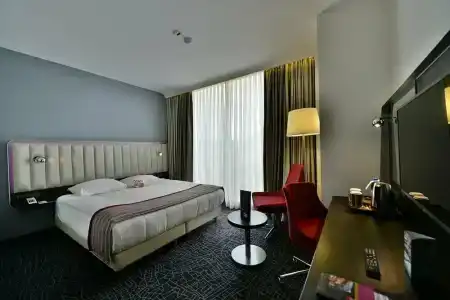 Park Inn By Radisson Istanbul Ataturk Airport - 1