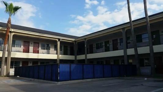 Texas Inn Downtown McAllen - 18