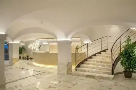 Shangri-La Roma by OMNIAs - 2